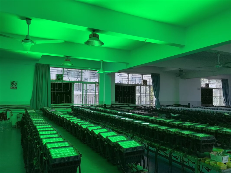 4 pieces 5in1 rgbwa waterpoof  - Outdoor Lighting Options ulasan dan harga